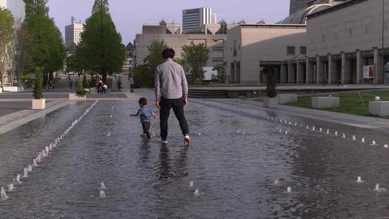 横浜市「グランモール公園」の噴水