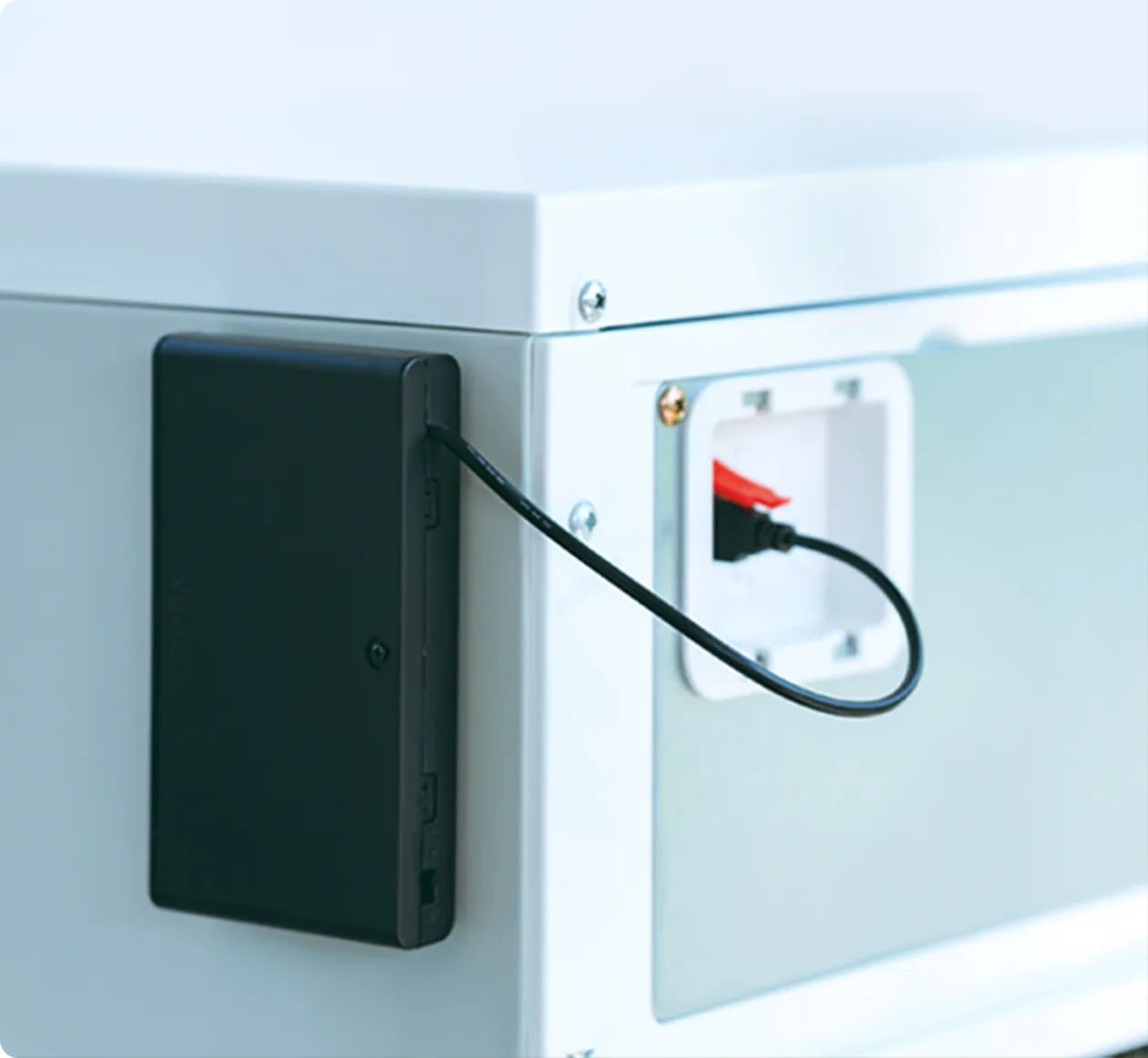 非常用電源ユニットの写真